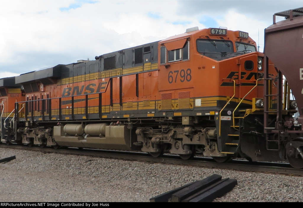 BNSF 6798